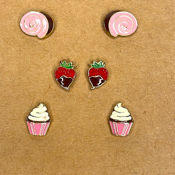 Set of 3 dessert earring studs! - Picture 1 of 6